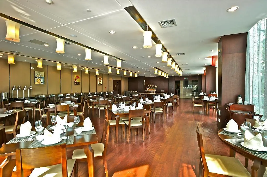 Hotel Ramada Suzhou Luzhi Chine