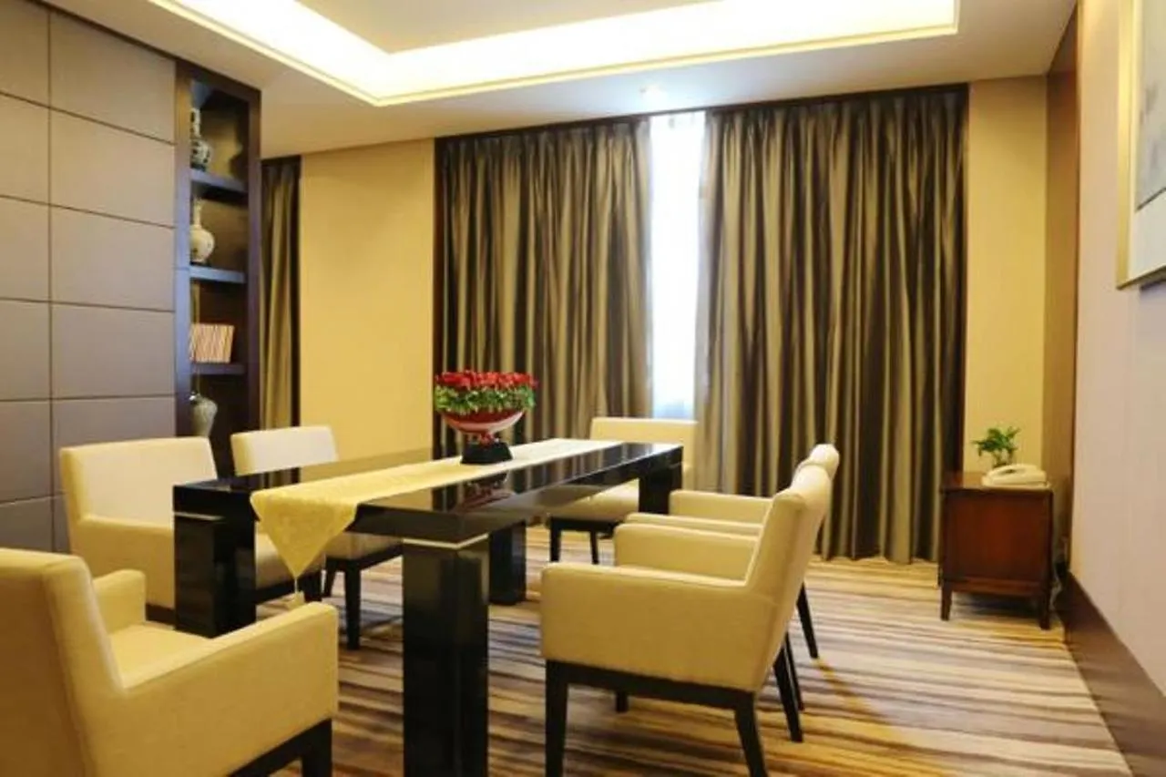 Hotel Ramada Suzhou Luzhi 4*, Suzhou (Jiangsu)