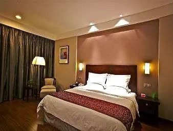 Ramada Suzhou Luzhi Hotel