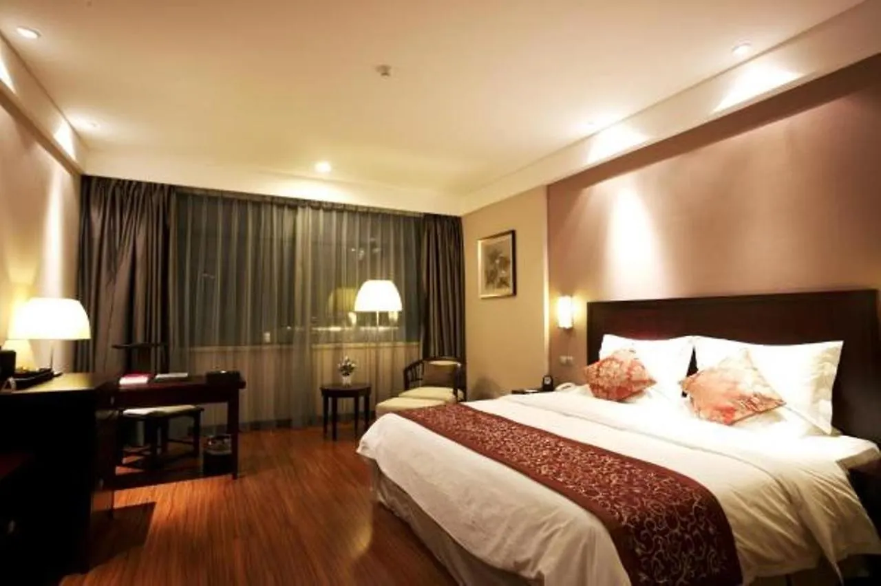 Ramada Suzhou Luzhi Hotel