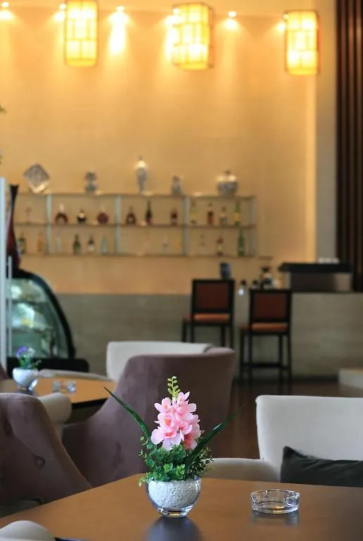 Hotel Ramada Suzhou Luzhi