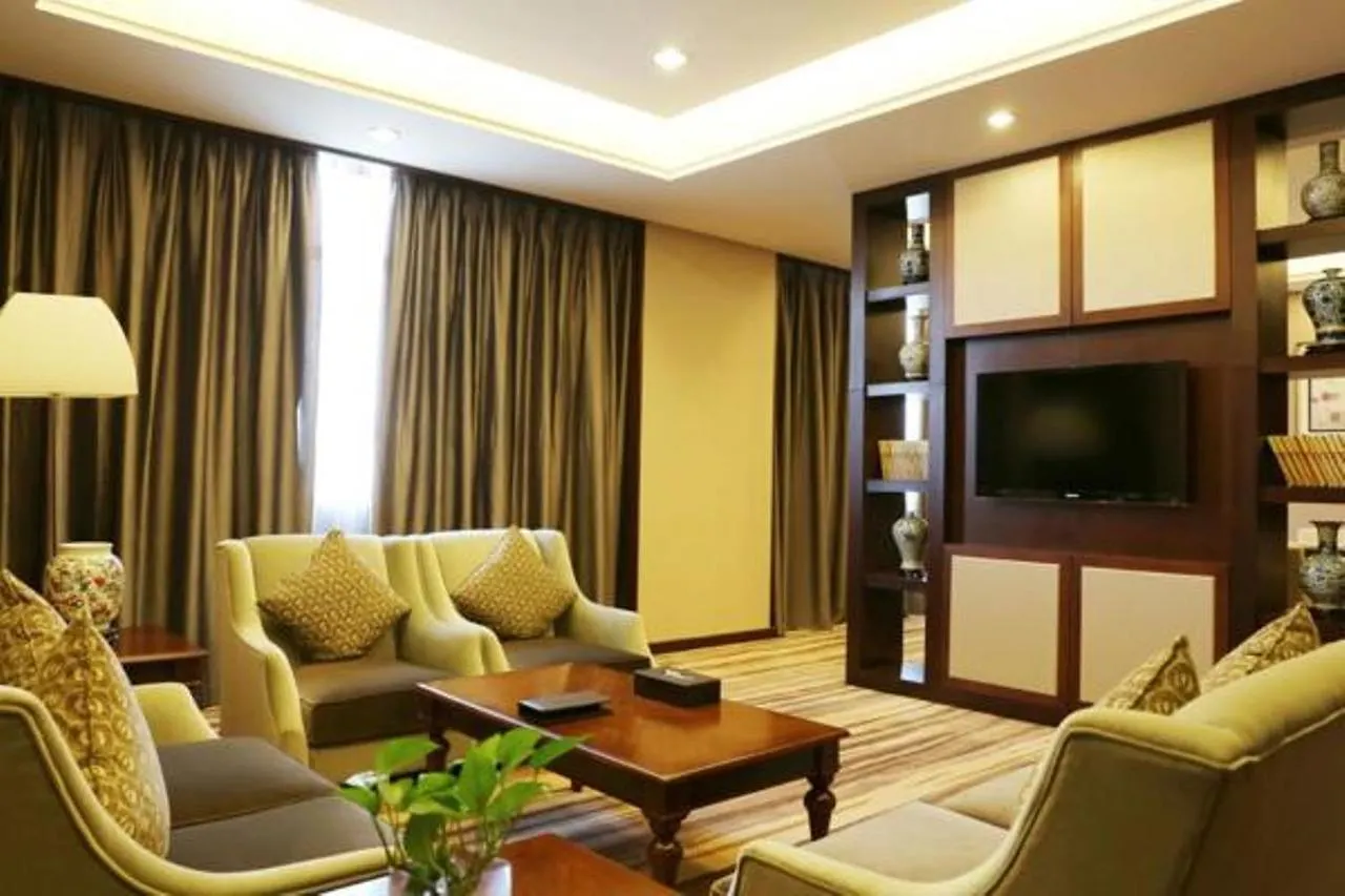Hotel Ramada Suzhou Luzhi